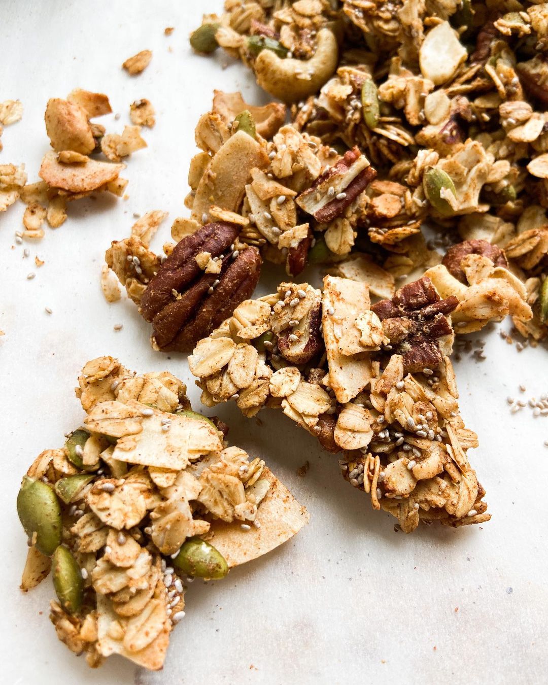 PROTEIN GRANOLA
