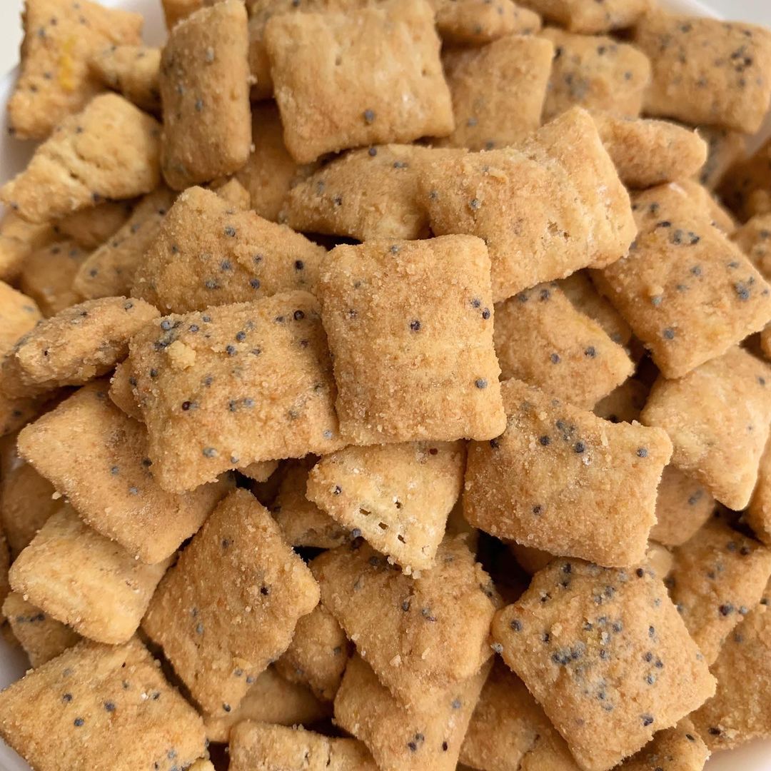 Lemon Poppy Seed Muddy Buddies