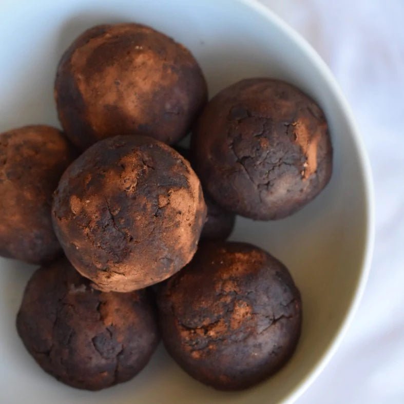 2-Ingredient No Bake Fudge Balls Recipe