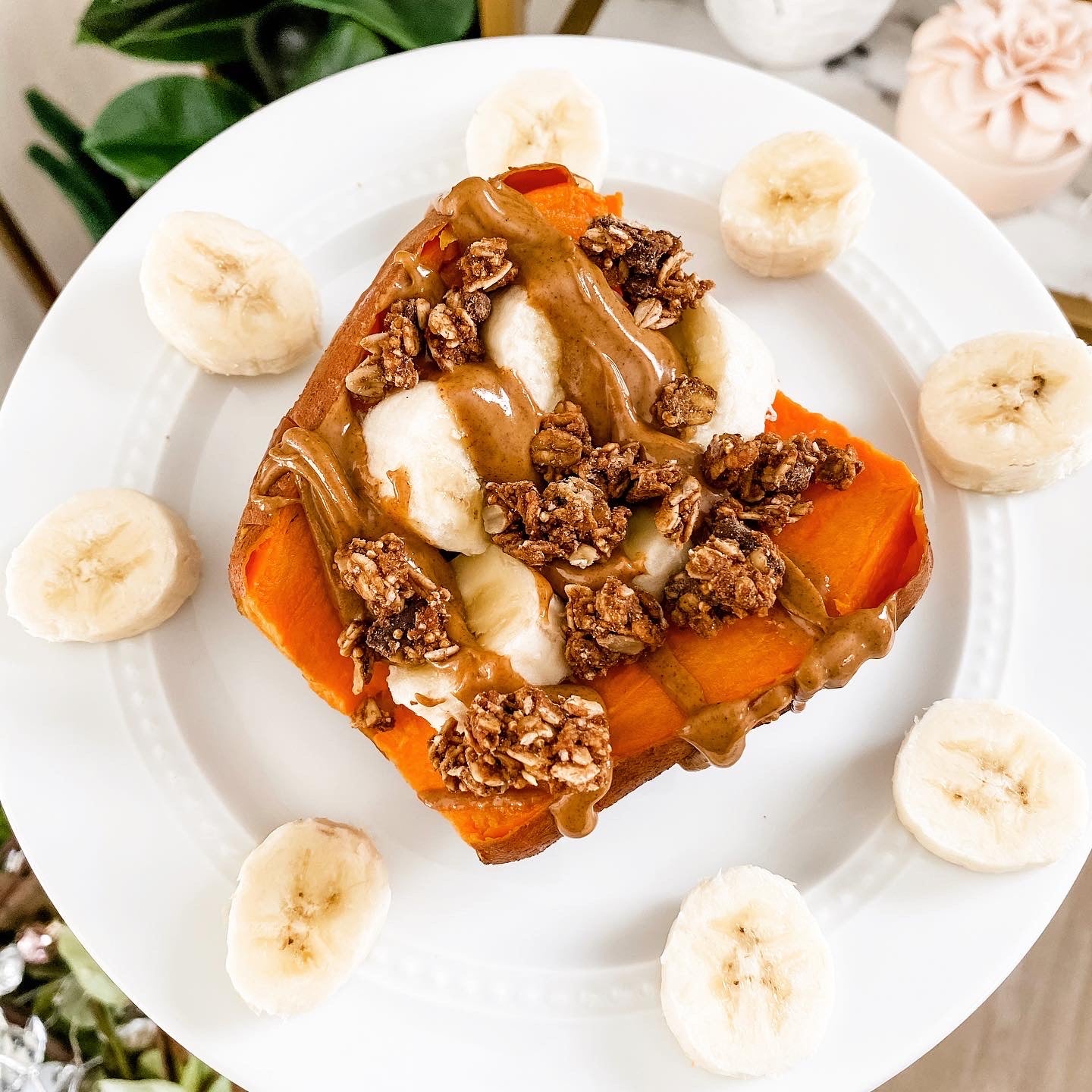 HOMEMADE ALMOND BUTTER