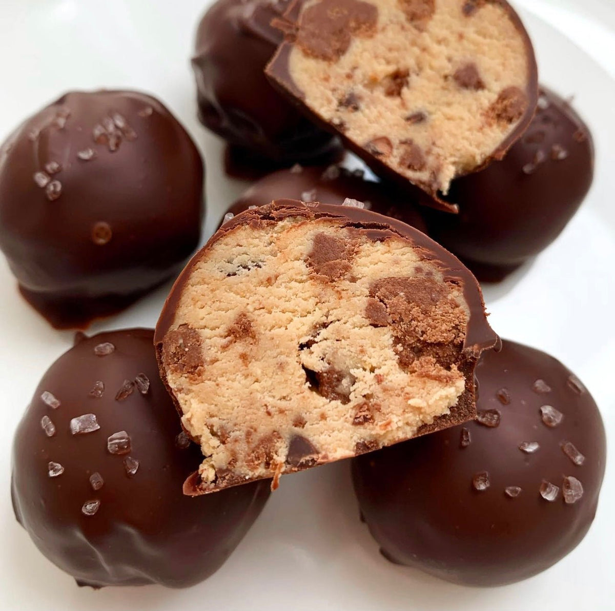 PROTEIN COOKIE DOUGH BALLS