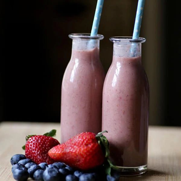 PRETTY IN PINK STRAWBERRY PROTEIN SMOOTHIE